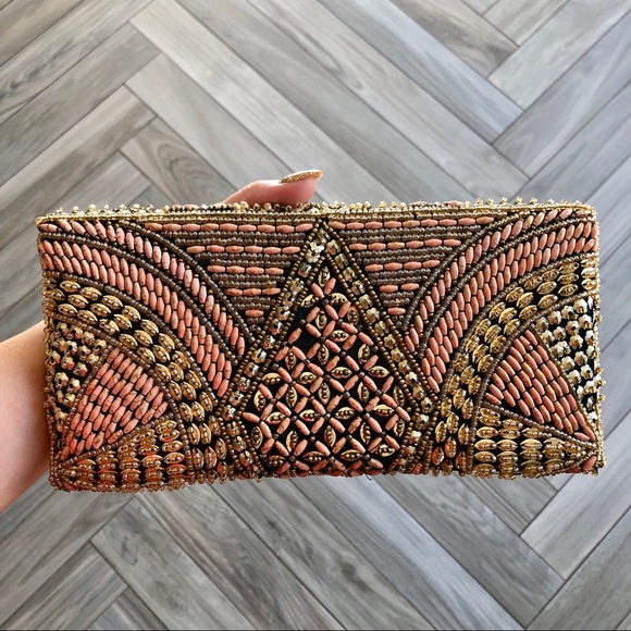 AKIRA Sequin Beaded Small Evening Clutch Purse - Picture 3 of 5